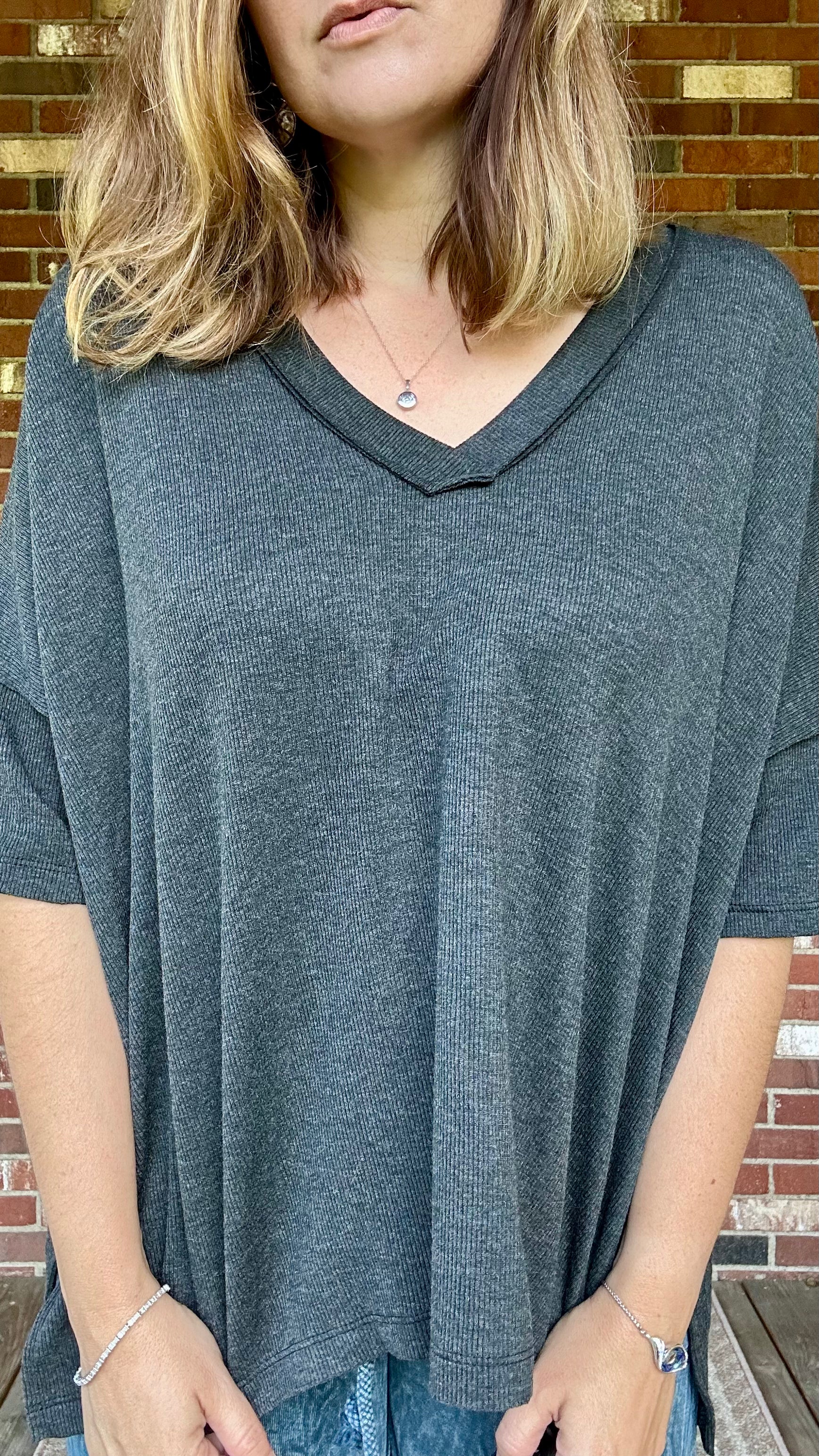 On The Go V Neck Ribbed Essential Tee - Charcoal