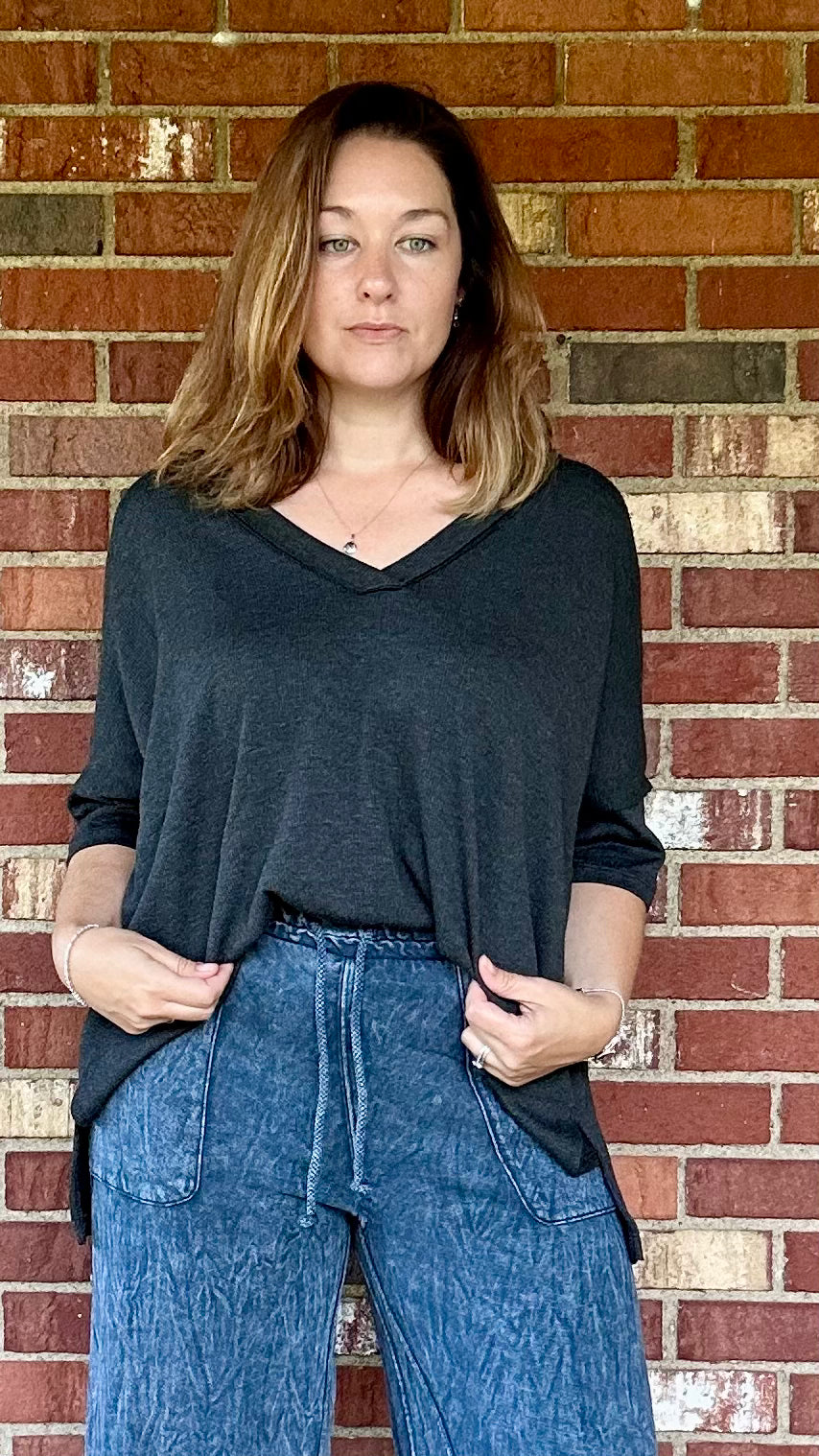 On The Go V Neck Ribbed Essential Tee - Charcoal